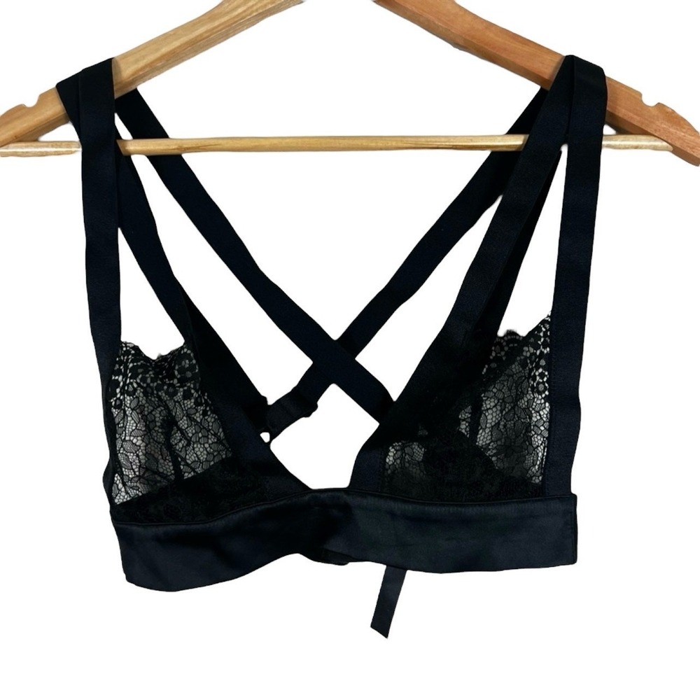 Victoria's Secret Strappy Floral Lace Bralette Black Goth Cage Straps Size S